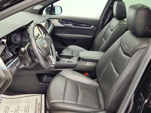 Used 2024 Cadillac XT6 Premium Luxury w/ Technology Package image 20