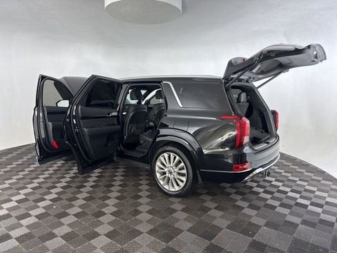Used 2020 Hyundai Palisade Limited image 18