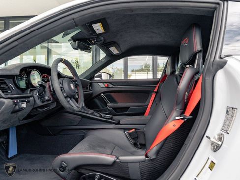 Used 2025 Porsche 911 GT3 RS RWD image 50
