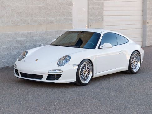 Used 2009 Porsche 911 Carrera S RWD image 3