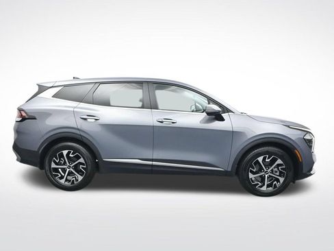 Used 2023 Kia Sportage EX FWD image 9