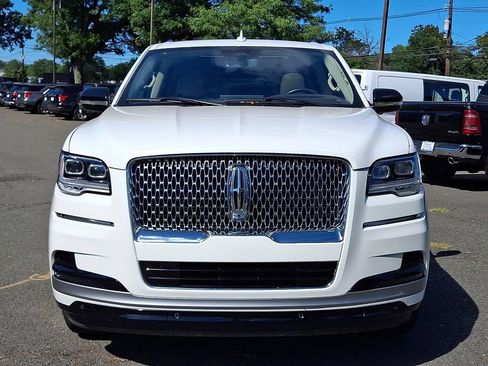 Used 2024 Lincoln Navigator L Reserve AWD/4WD image 5