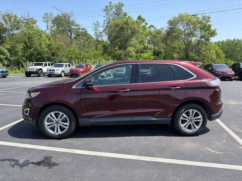 Used 2017 Ford Edge Titanium w/ Equipment Group 301A AWD/4WD image 2