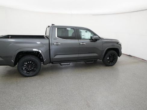 New 2026 Toyota Tundra Limited AWD/4WD image 33
