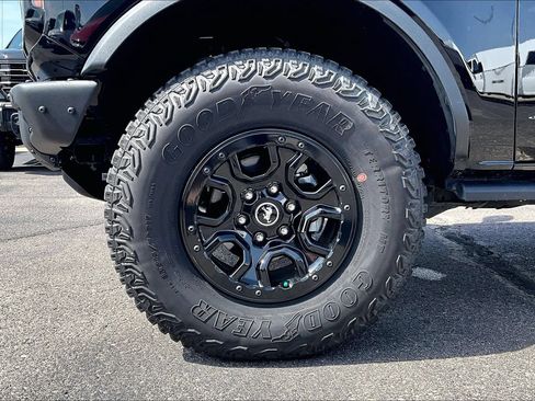Used 2024 Ford Bronco Wildtrak AWD/4WD image 8