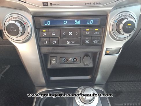 Used 2018 Toyota 4Runner Limited AWD/4WD image 10
