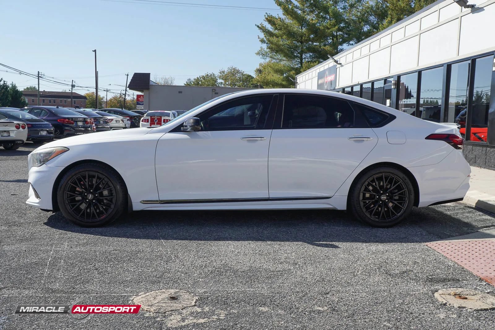 Used 2018 Genesis G80 3.3T Sport RWD image 4