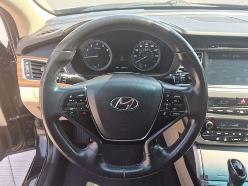 Used 2017 Hyundai Sonata Limited w/ Ultimate Package 04 FWD image 17