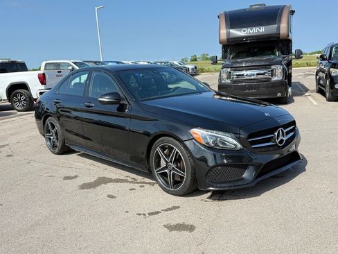 Used 2018 Mercedes-Benz C 300 Sedan image 2