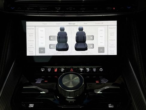 Used 2022 Jeep Grand Wagoneer Series II image 19