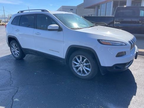 Used 2017 Jeep Cherokee Limited w/ Trailer Tow Group image 5