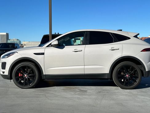 Used 2020 Jaguar E-PACE SE image 3