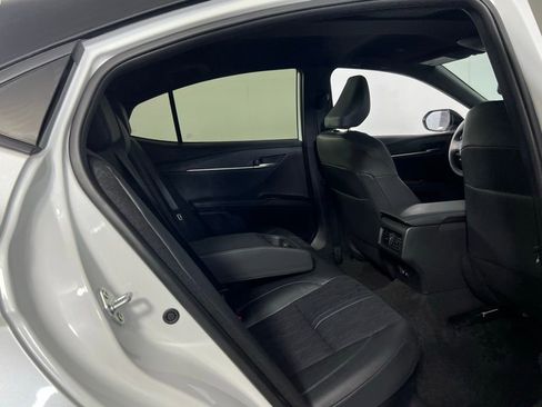 Used 2025 Toyota Camry XSE image 29