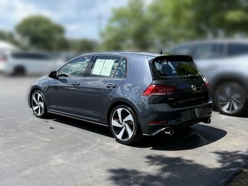 Used 2018 Volkswagen GTI SE FWD image 5