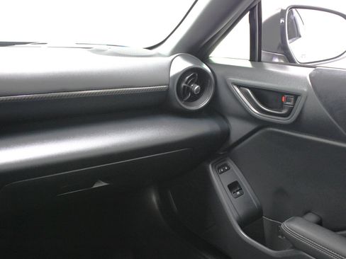 Used 2023 Toyota GR86 Premium image 49