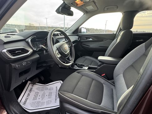 Used 2023 Chevrolet TrailBlazer LT w/ Convenience Package image 10