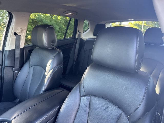 Used 2017 Buick Envision Essence FWD image 13