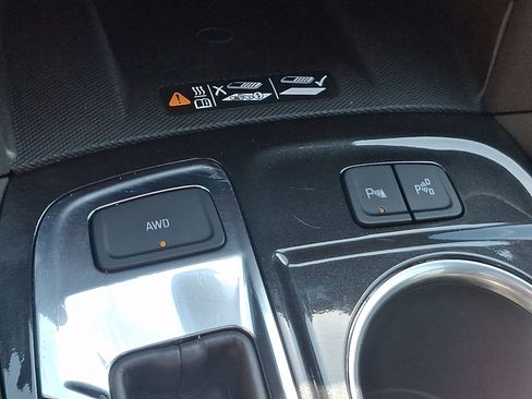Used 2022 Chevrolet Equinox Premier AWD/4WD image 27