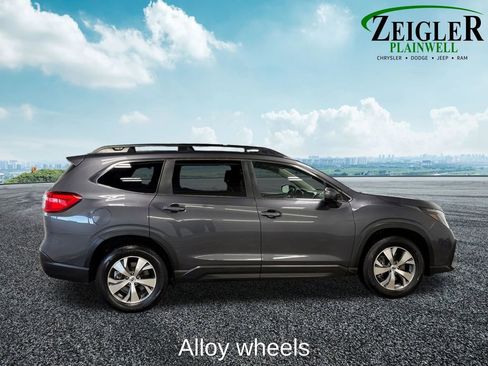 Used 2024 Subaru Ascent Premium w/ Convenience Package image 11