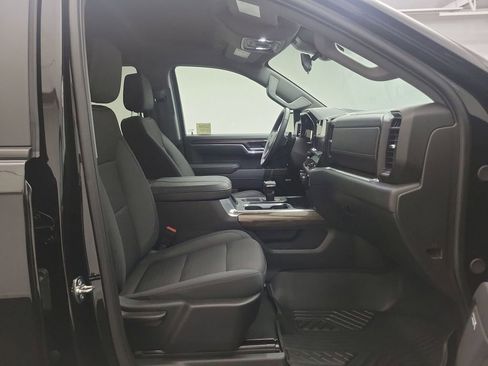 Used 2025 Chevrolet Silverado 1500 LT Trail Boss w/ Convenience Package II image 26