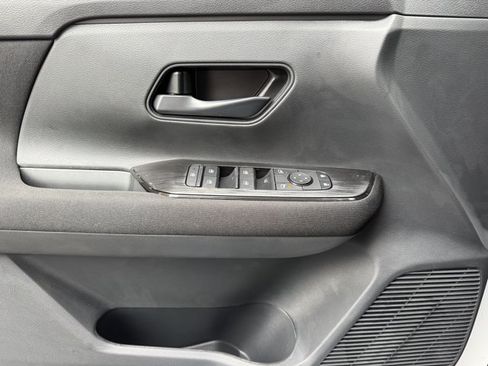 New 2026 Nissan Kicks S FWD image 9