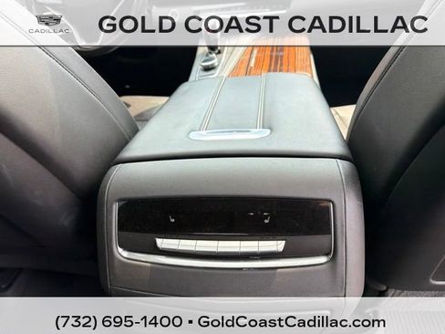 Used 2021 Cadillac Escalade ESV Premium Luxury w/ Driver Assist Tech Package AWD/4WD image 11