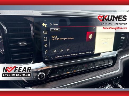 Used 2025 GMC Sierra 1500 SLT image 23