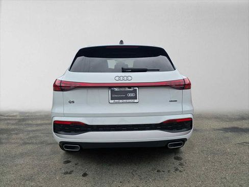 Certified 2025 Audi Q5 Premium Plus w/ Premium Plus AWD/4WD image 4