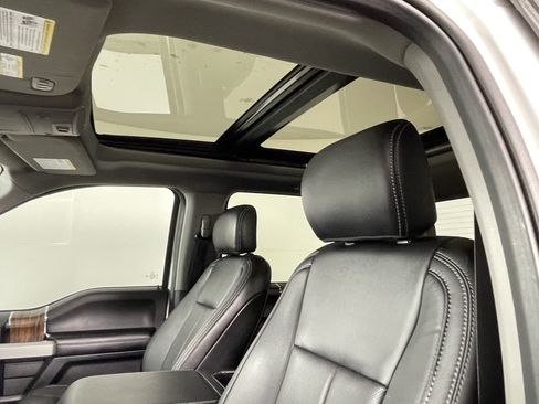 Used 2020 Ford F150 Lariat w/ Equipment Group 502A Luxury AWD/4WD image 10