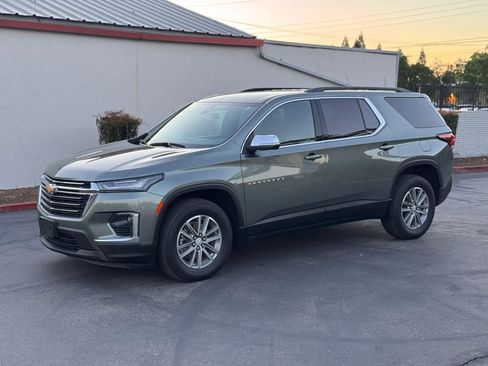 Used 2022 Chevrolet Traverse LT w/ LPO, Floor Liner Package image 2