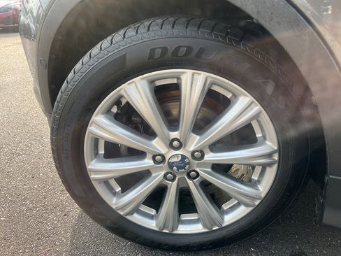 Used 2017 Ford Escape Titanium w/ Equipment Group 301A FWD image 29