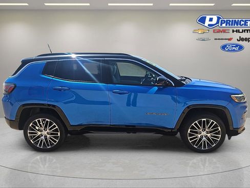 Used 2022 Jeep Compass Limited w/ Elite Group AWD/4WD image 8