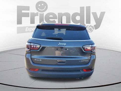 Certified 2022 Jeep Compass Limited image 4