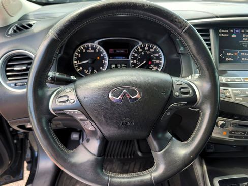 Used 2020 INFINITI QX60 Luxe w/ Essential Package FWD image 18