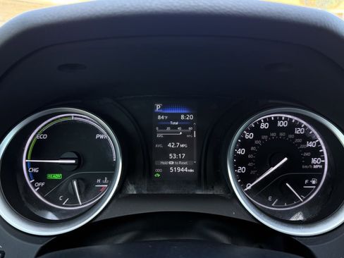 Used 2022 Toyota Camry LE FWD image 11
