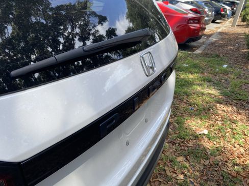 Used 2025 Honda Pilot Touring image 22