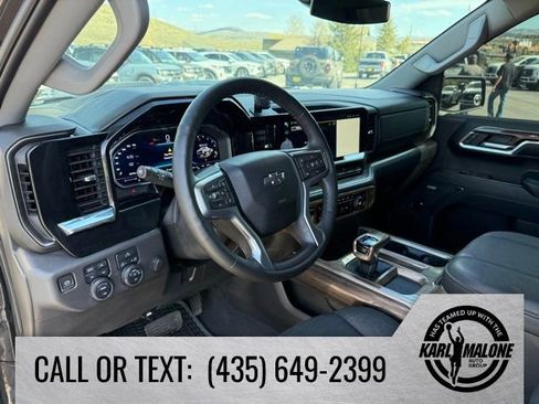Used 2024 Chevrolet Silverado 1500 LT Trail Boss w/ Convenience Package II AWD/4WD image 19