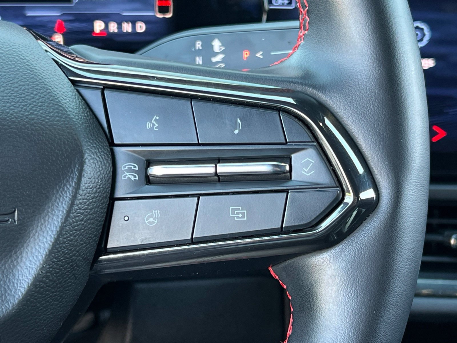 Used 2024 Chevrolet Equinox EV RS FWD image 21