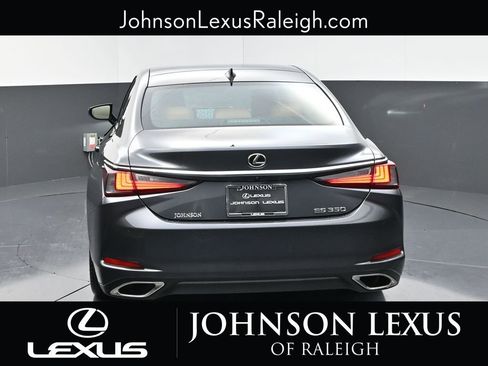 New 2025 Lexus ES 350 w/ Premium Package image 8