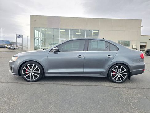 Used 2012 Volkswagen Jetta GLI image 3