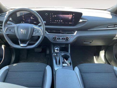 Used 2024 Buick Envista Preferred w/ Convenience I Package FWD image 10