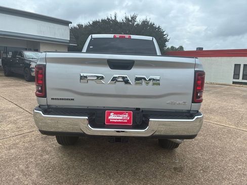 New 2026 RAM 2500 Big Horn AWD/4WD image 4