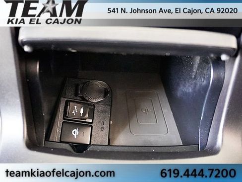 Used 2017 Toyota Camry XSE w/ Moonroof Package FWD image 28
