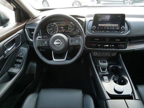 Certified 2023 Nissan Rogue SV w/ SV Premium B Package image 12