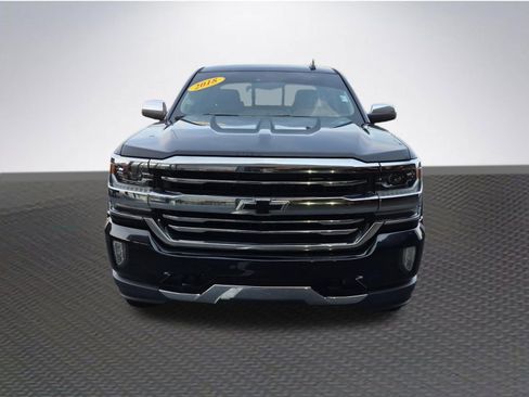 Used 2018 Chevrolet Silverado 1500 High Country AWD/4WD image 3