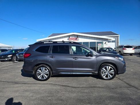 Used 2022 Subaru Ascent Limited w/ Technology Package image 7