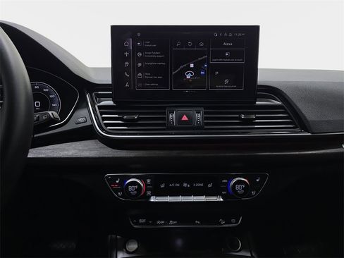 Certified 2025 Audi Q5 2.0T Premium Plus w/ Premium Plus Package image 20