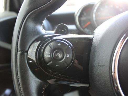 Used 2019 MINI Cooper S w/ Signature Upholstery Package FWD image 20