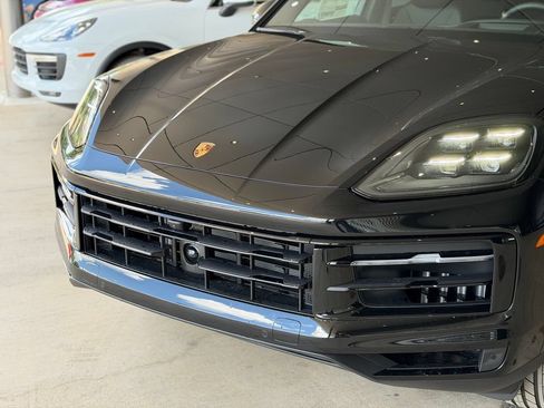 New 2026 Porsche Cayenne AWD/4WD image 42