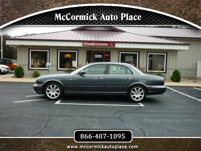 Used 2004 Jaguar XJ8 RWD image 1